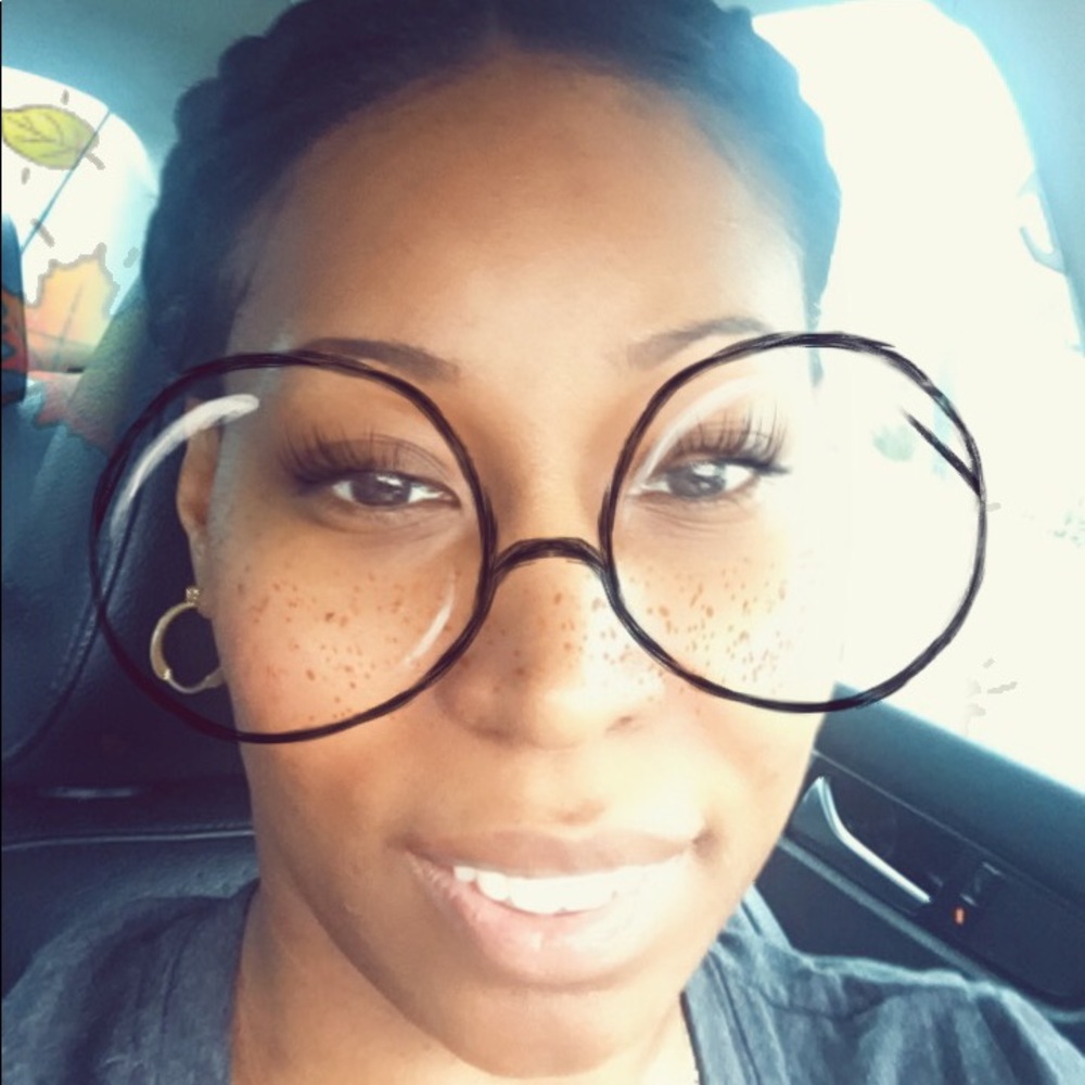 Meet your Posher, Daishia